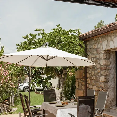 Holiday home En Con Piscina Y Un Maravilloso Jardin *