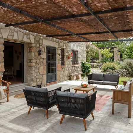 Holiday home En Con Piscina Y Un Maravilloso Jardin