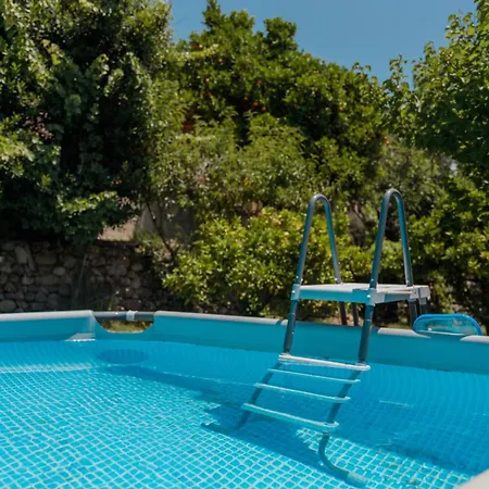 Vakantiehuis En Con Piscina Y Un Maravilloso Jardin Candeleda