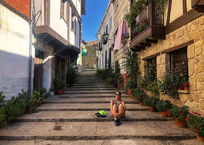 Hébergement de vacances En Con Piscina Y Un Maravilloso Jardin *