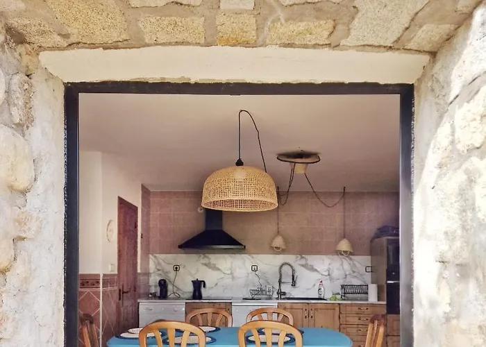 En Con Piscina Y Un Maravilloso Jardin * Candeleda