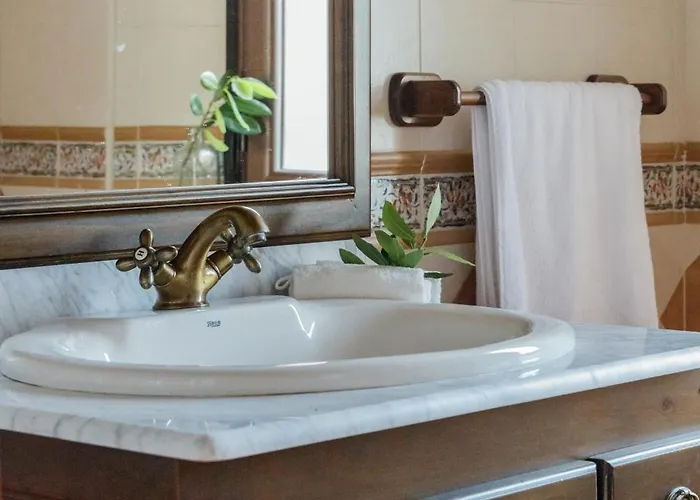 En Con Piscina Y Un Maravilloso Jardin Candeleda