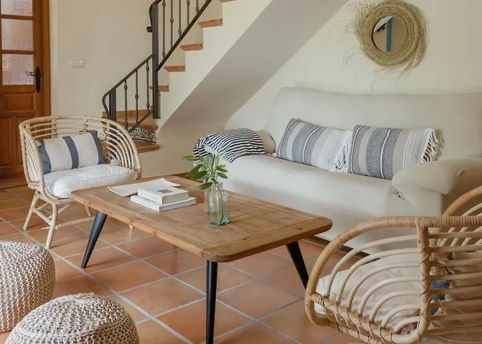 En Con Piscina Y Un Maravilloso Jardin Holiday home