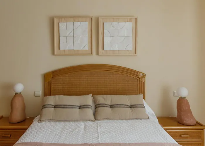 En Con Piscina Y Un Maravilloso Jardin Candeleda