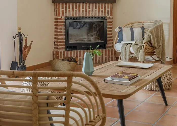 En Con Piscina Y Un Maravilloso Jardin