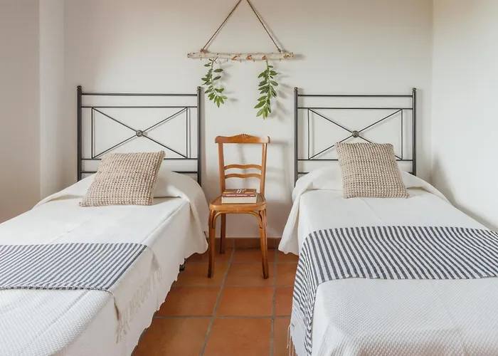 En Con Piscina Y Un Maravilloso Jardin Holiday home *