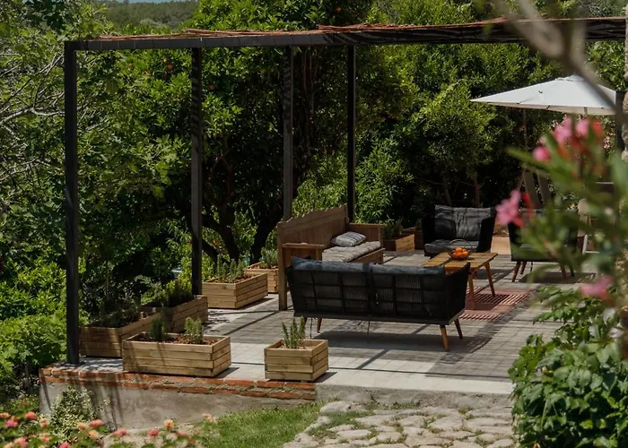 Hébergement de vacances En Con Piscina Y Un Maravilloso Jardin