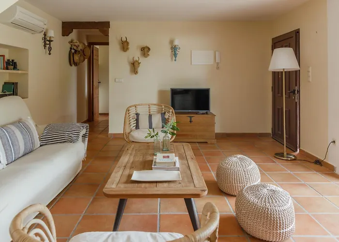 En Con Piscina Y Un Maravilloso Jardin * Candeleda