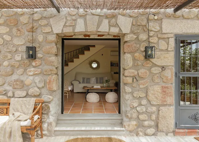 En Con Piscina Y Un Maravilloso Jardin Holiday home *