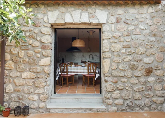 En Con Piscina Y Un Maravilloso Jardin Holiday home